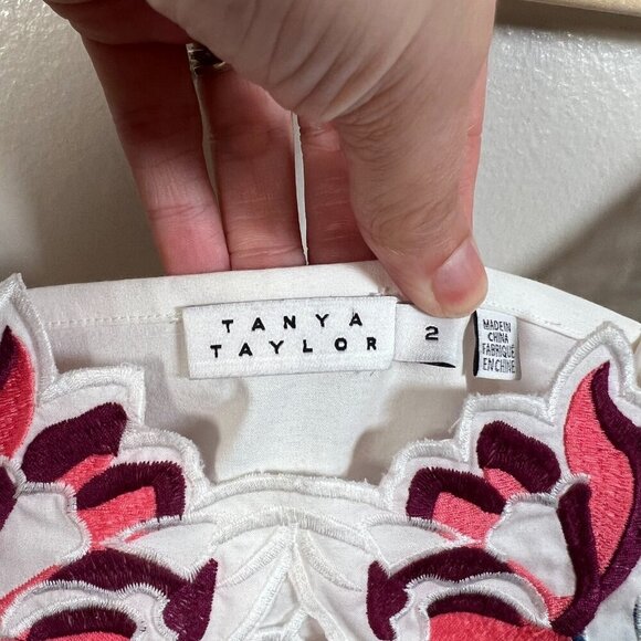 Tanya Taylor Marja Cold Shoulder Top Size 2 White Embroiderd Cut Out Vacation - Picture 3 of 9